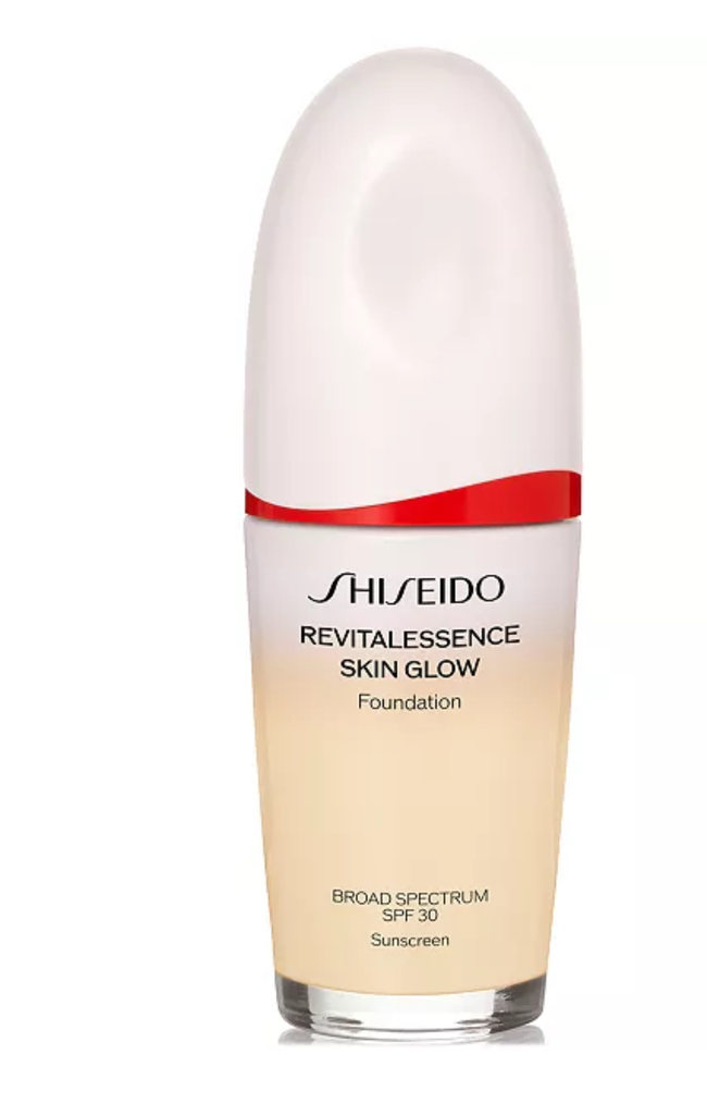 Shiseido RevitalEssence Skin Glow Foundation SPF 30