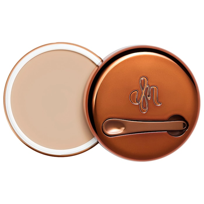 Danessa Myricks Beauty  Yummy Skin Blurring Balm Powder