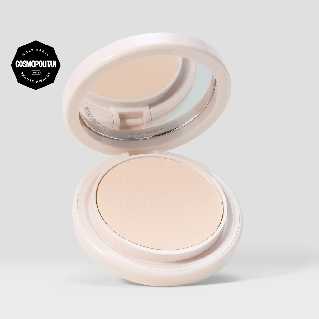 Kylie cosmetics natural blur powder foundation