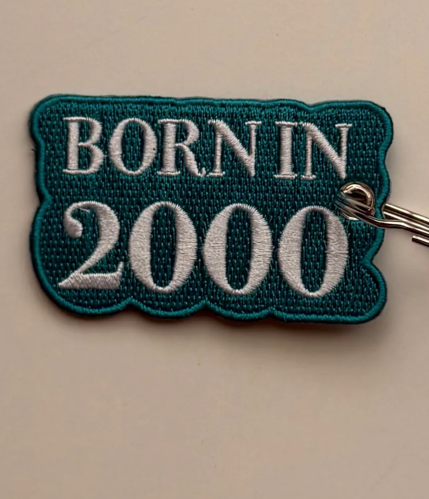 BORN IN 2000 B2000 keychain 